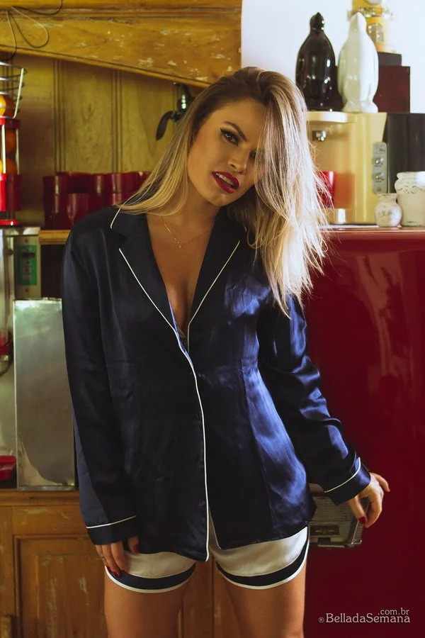 Famosas Nuas: Natalia Casassola Pelada em Hentai Explicito - HQ Erótica Sensual Famosas Nuas: Natalia Casassola Pelada em Hentai Explicito - HQ Erótica Sensual