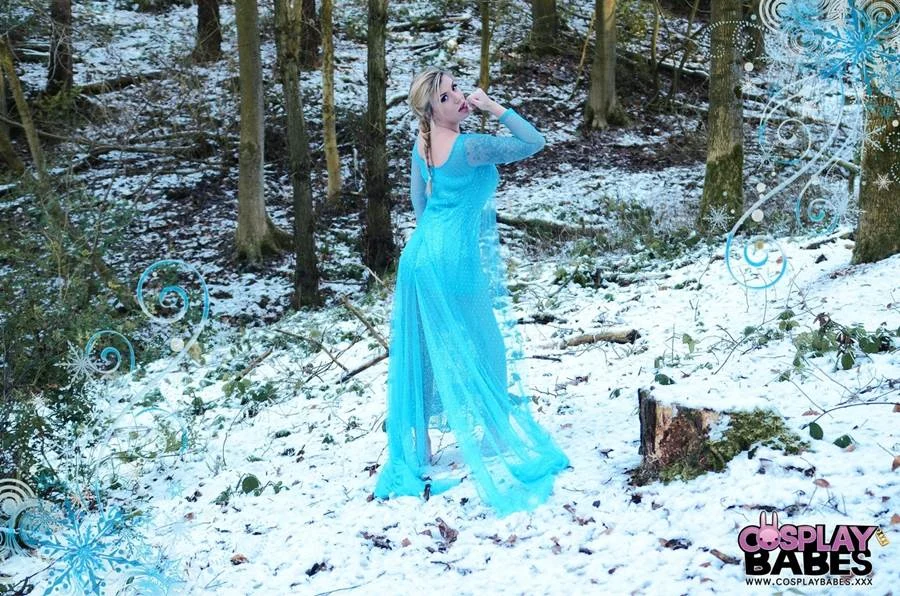 Frozen nua em cosplay safado: quadrinhos eróticos explícitos