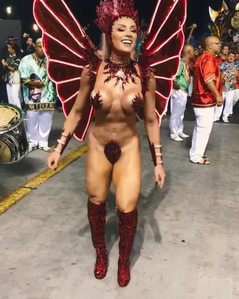 Famosas Carnaval 2019: Fotos Nuas em HQ Erótica Explícita
