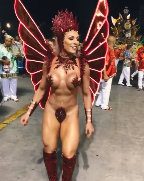Famosas Carnaval 2019: Fotos Nuas em HQ Erótica Explícita