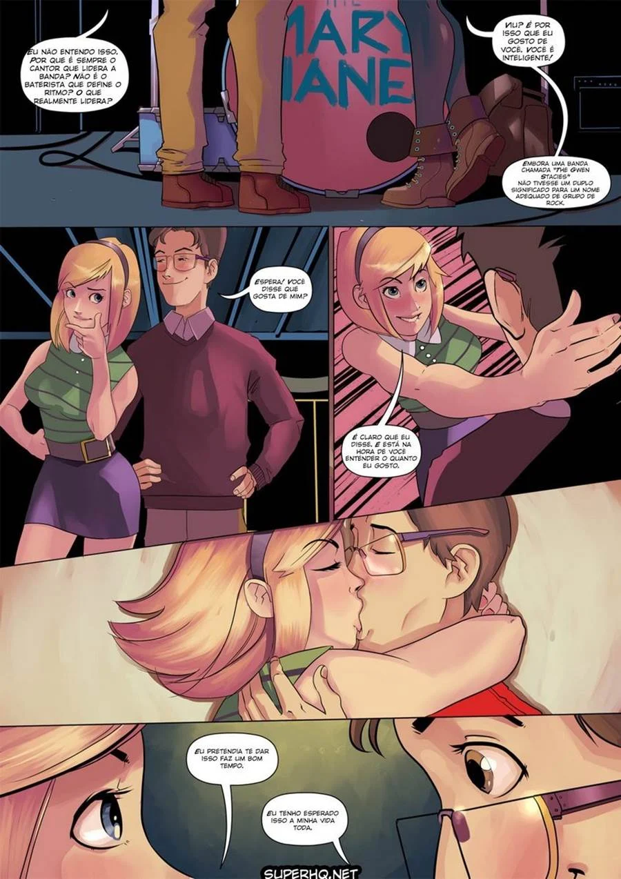 Gwen Stacey Transa com Homem-Aranha em Altas Aventuras de Sexo Explícito